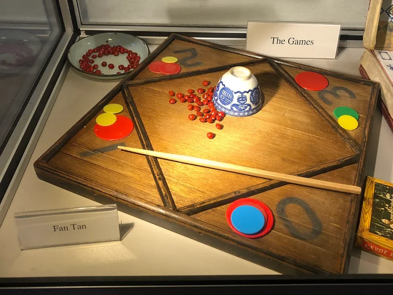 Trò chơi Fantan là một hình thức chơi cược may rủi có một vài nét tương đồng với bộ môn bài bạc Roulette